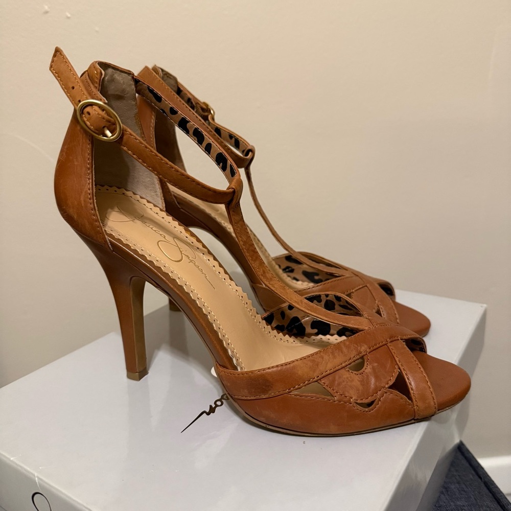 Jessica Simpson Jacine t-strap heeled sandals